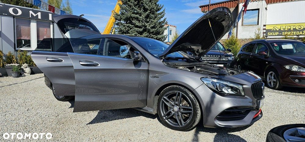 Mercedes-Benz CLA - 33