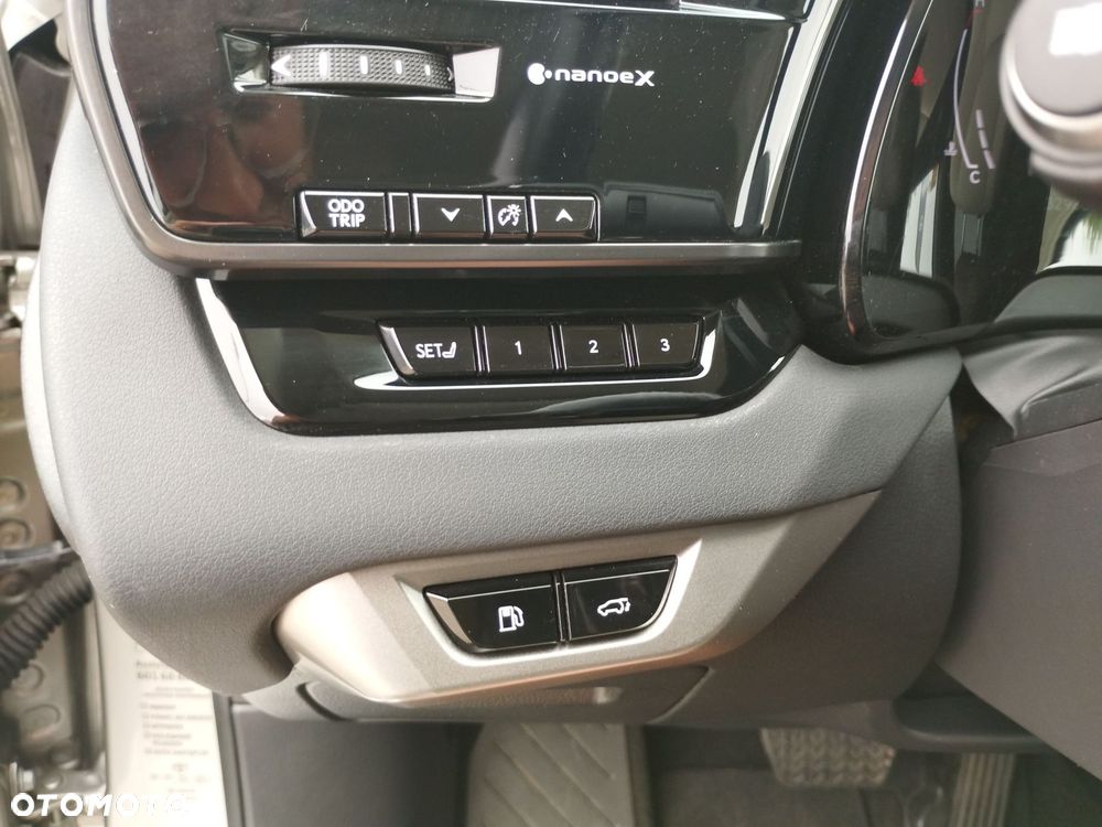 Lexus RX - 23