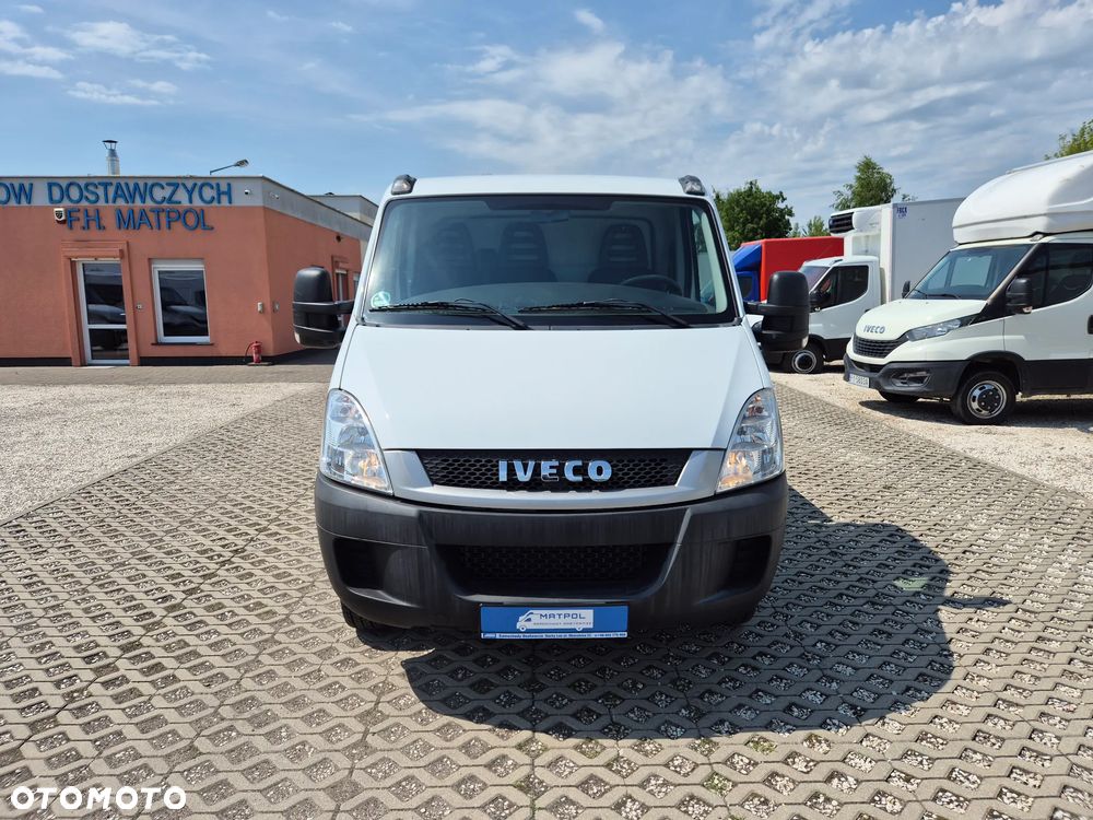 Iveco Daily 50C18 / 35C18 3.0HPI, skrzynia 5,25 x 2,10m - 2