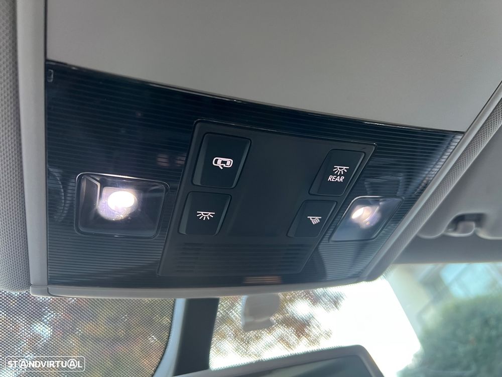 VW Golf 1.6 TDi Highline - 35