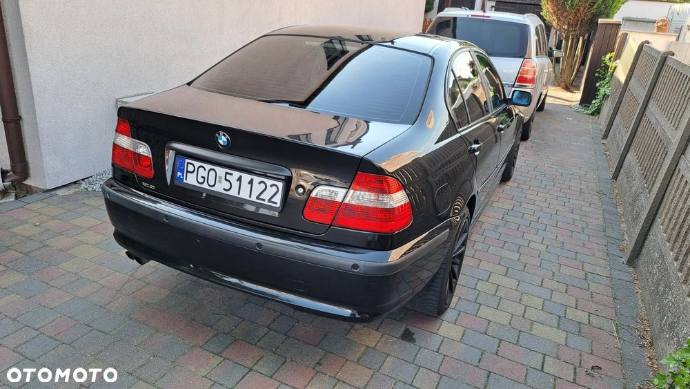 BMW Seria 3 320i - 3