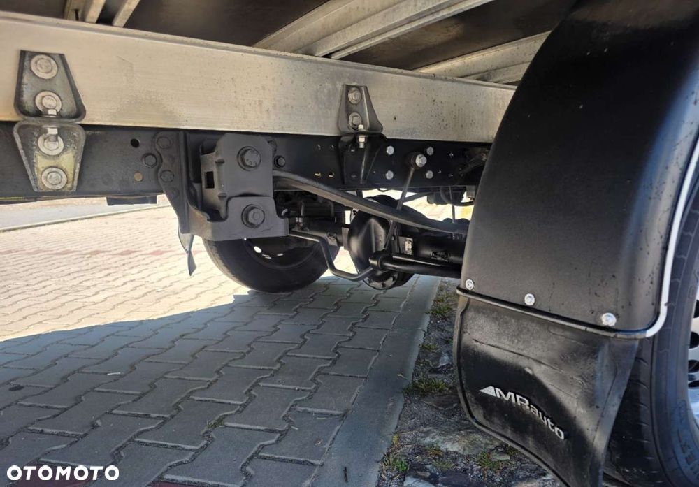 Iveco Daily 35S18 - 32