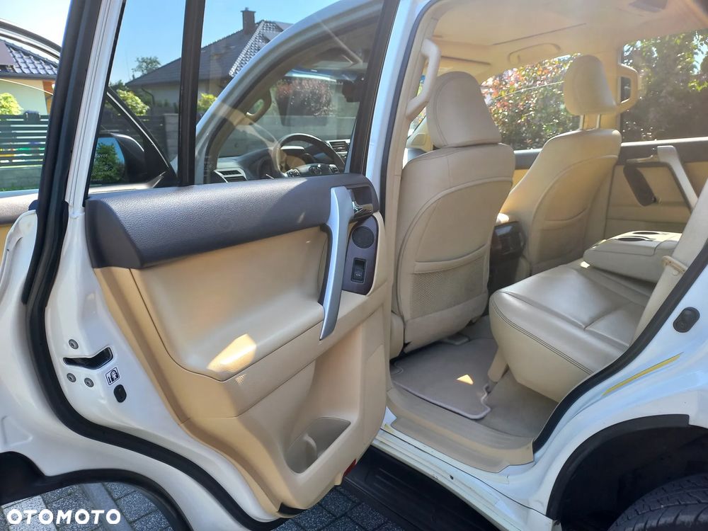 Toyota Land Cruiser LC 2.8 D-4D Invincible - 13
