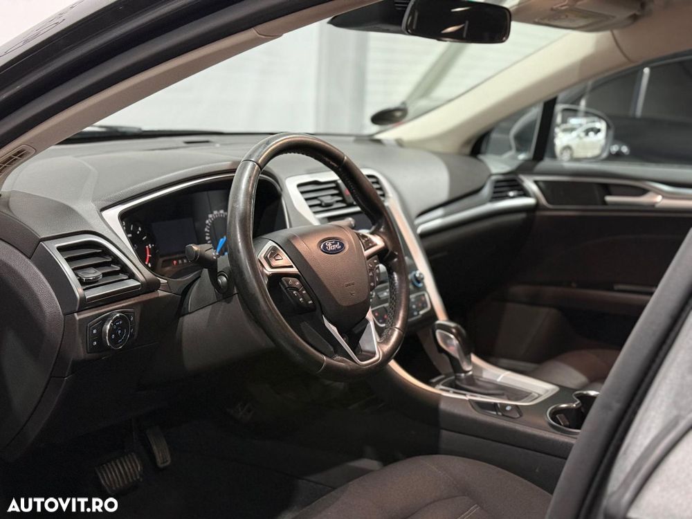 Ford Mondeo 2.0 TDCI PowerShift Business Class - 6