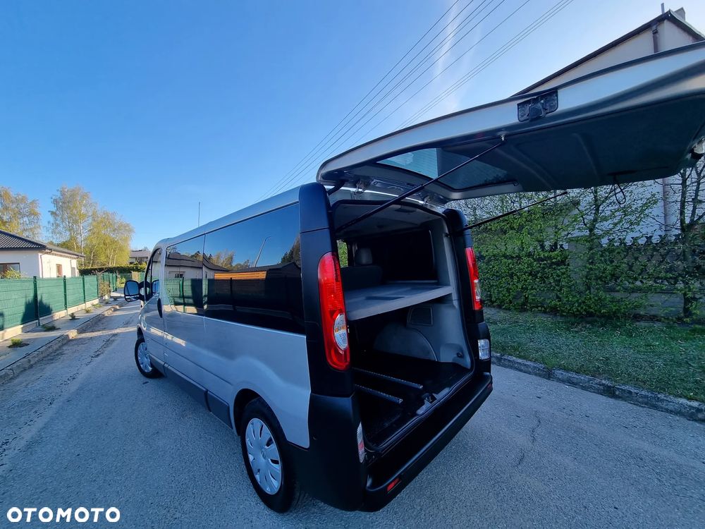Opel Vivaro L2H1 2.9t - 8