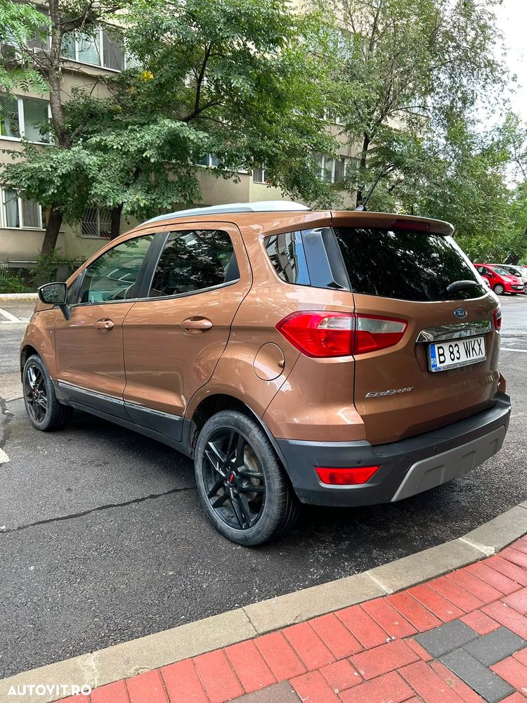 Ford EcoSport - 3