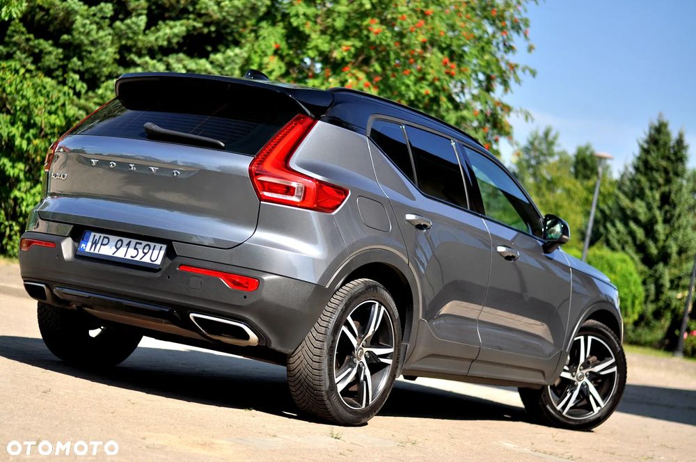 Volvo XC 40 D4 AWD Geartronic R-Design - 3