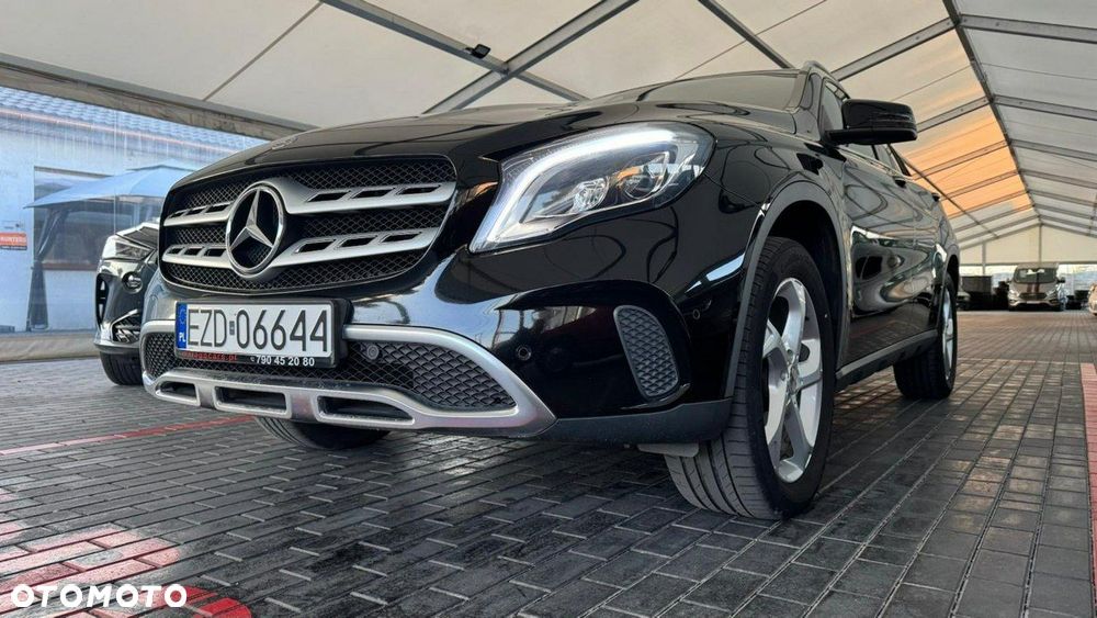Mercedes-Benz GLA - 7