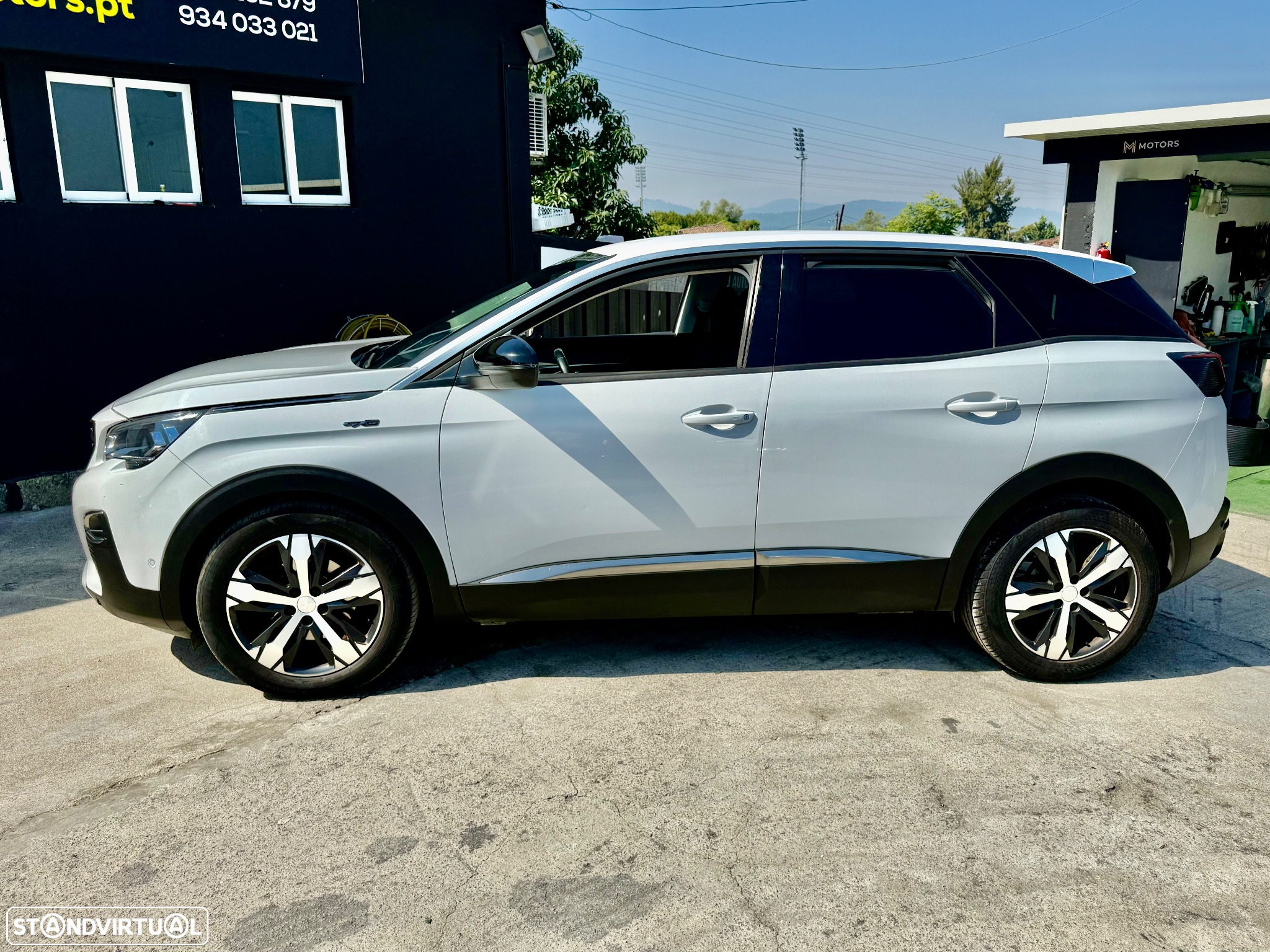 Peugeot 3008 1.6 BlueHDi GT Line EAT6 - 32