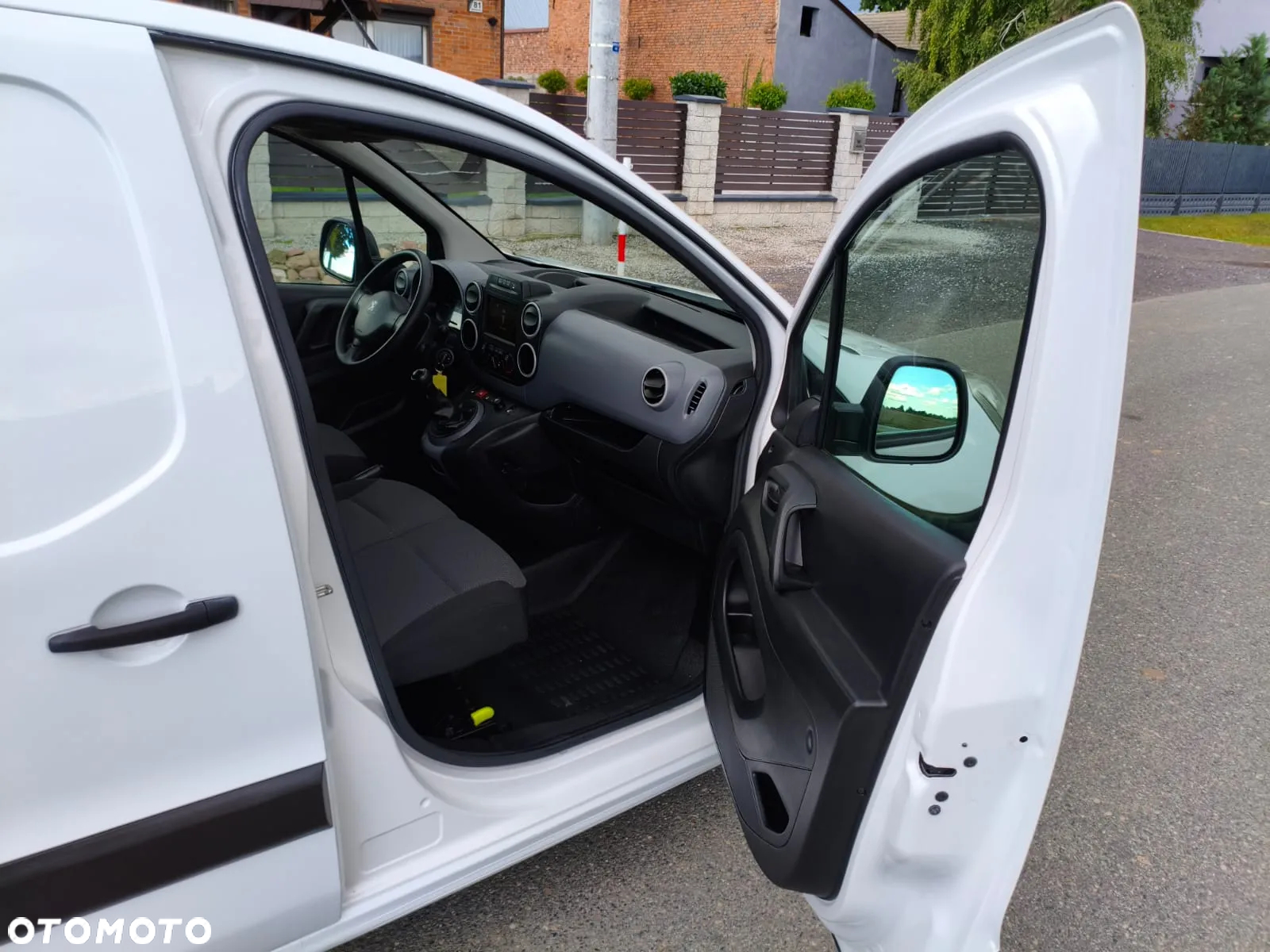 Peugeot PARTNER - 16