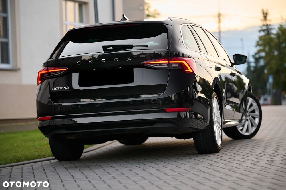 Skoda Octavia 2.0 TDI Style DSG - 20