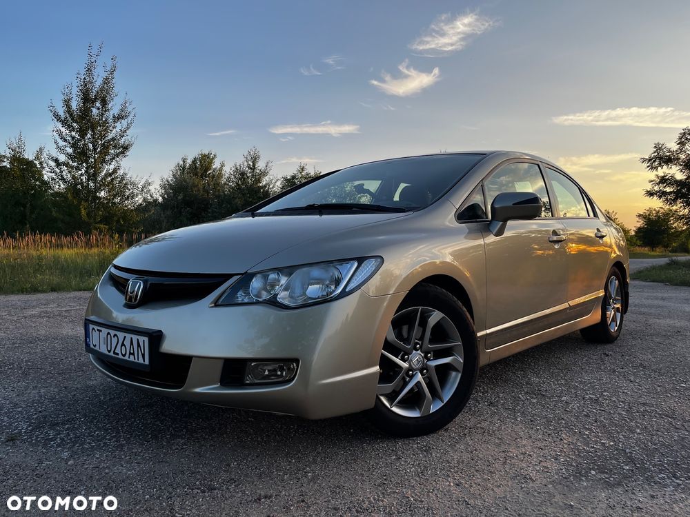 Honda Civic 1.8 Comfort - 1