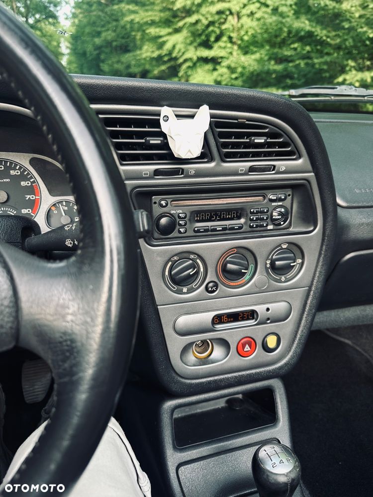 Peugeot 306 1.6 - 18