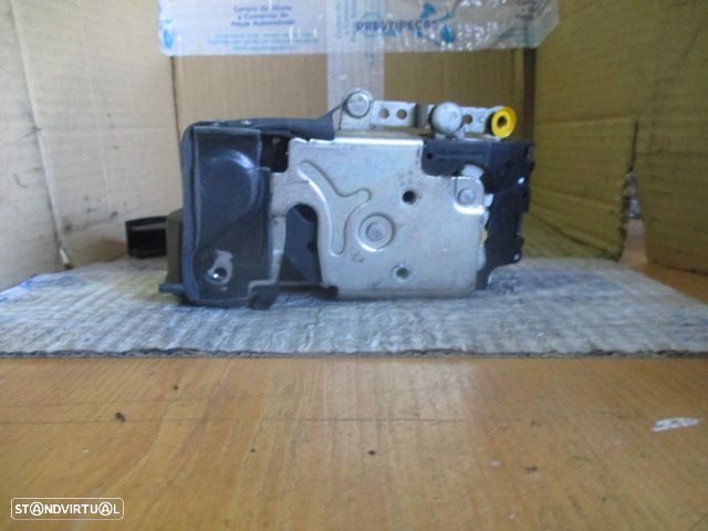 Fecho FEC3257 FORD FIESTA 2004 TD ELETRICO - 3