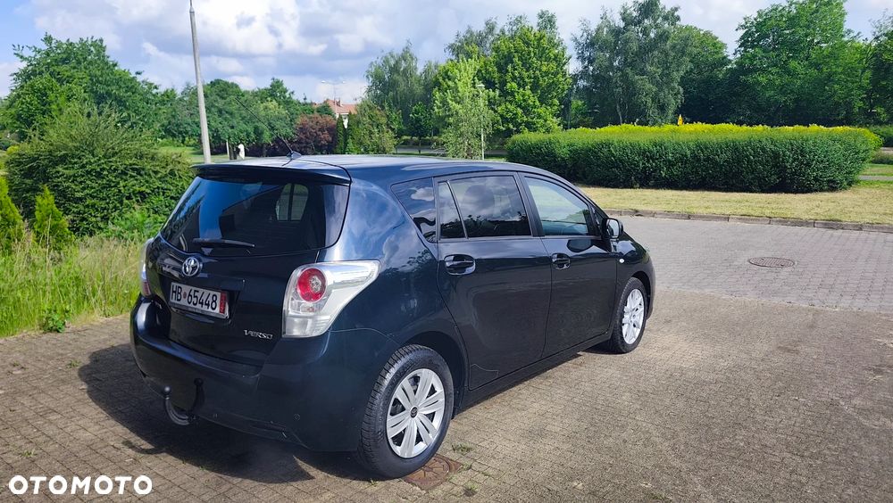 Toyota Verso 2.0 D-4D Executive - 5