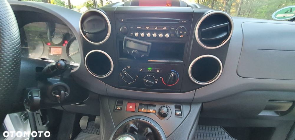 Peugeot Partner 120 VTi Family - 16