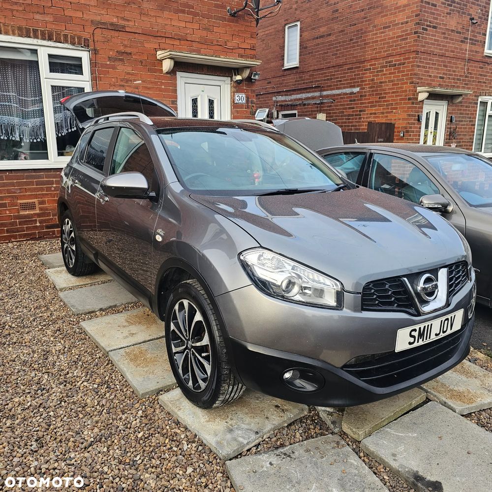 Nissan Qashqai 2.0 dCi 4 x 4 DPF tekna - 2