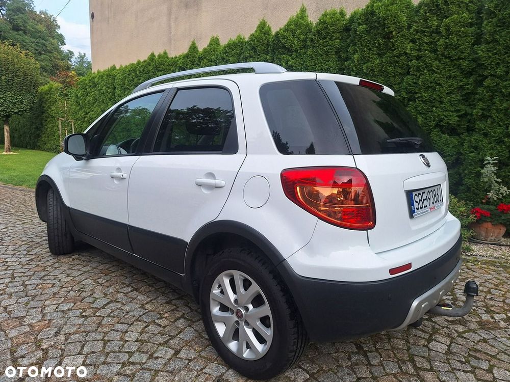 Fiat Sedici 2.0 Multijet 16V 4x4 Emotion - 4