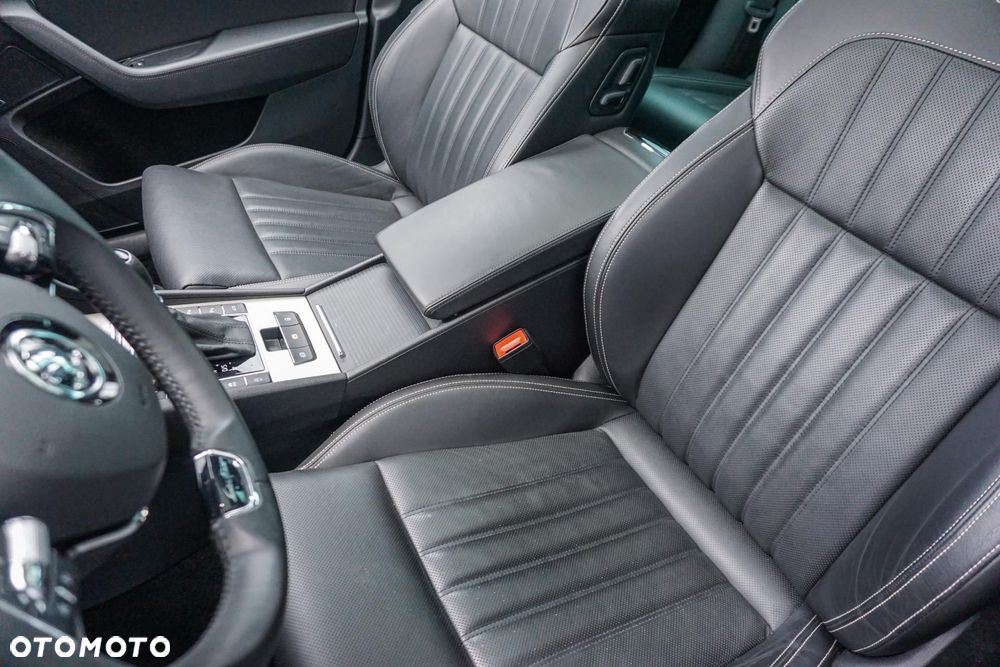 Skoda Superb 2.0 TSI L&K DSG - 10