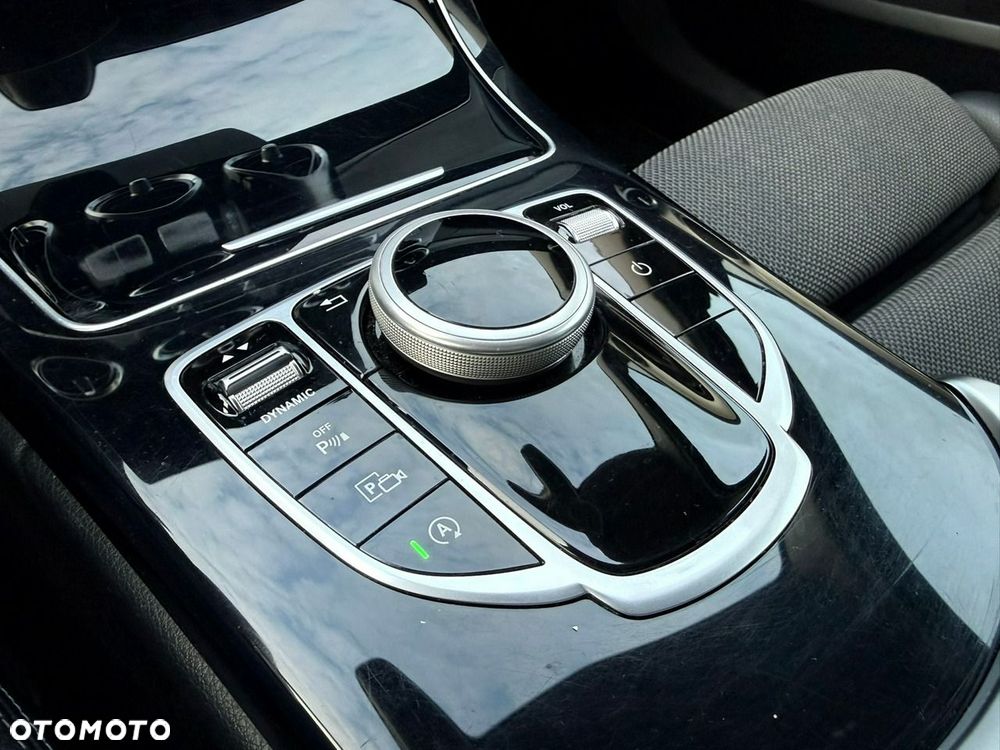 Mercedes-Benz Klasa C 2019