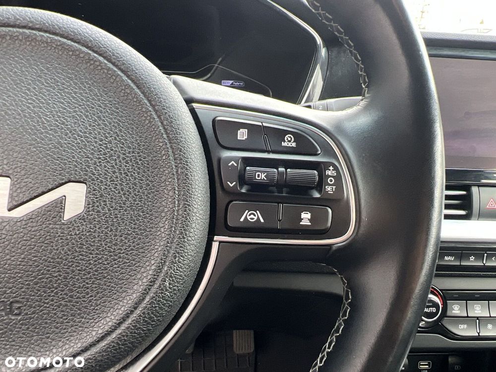 Kia Niro 1.6 GDI Hybrid L Business Line - 18