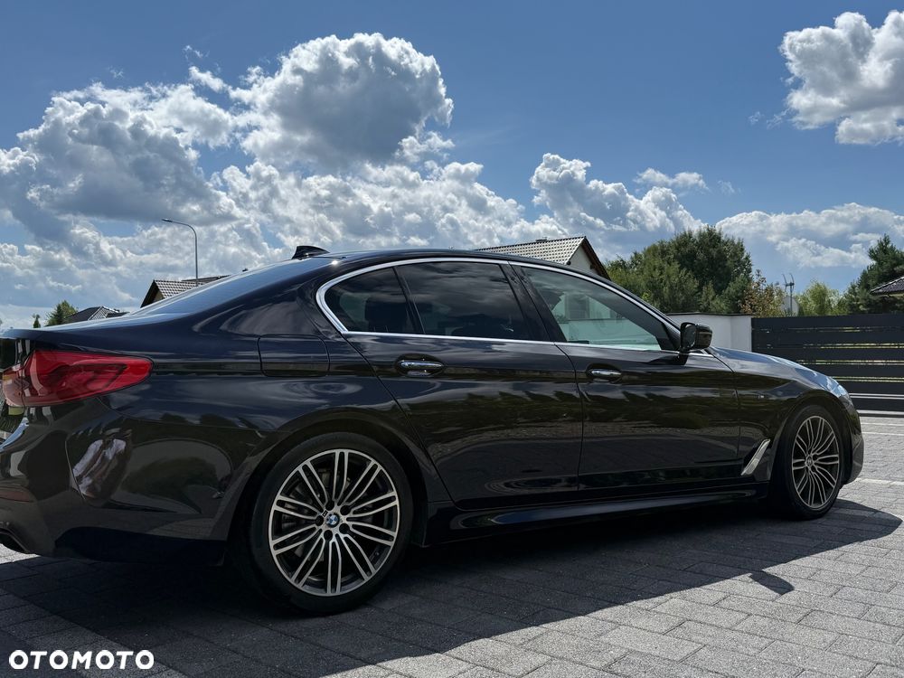 BMW Seria 5 520d M Sport Edition - 9