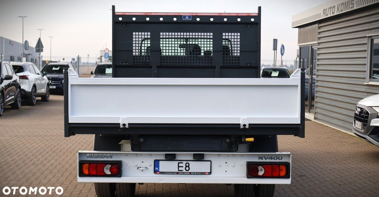 Nissan NV400 - 6