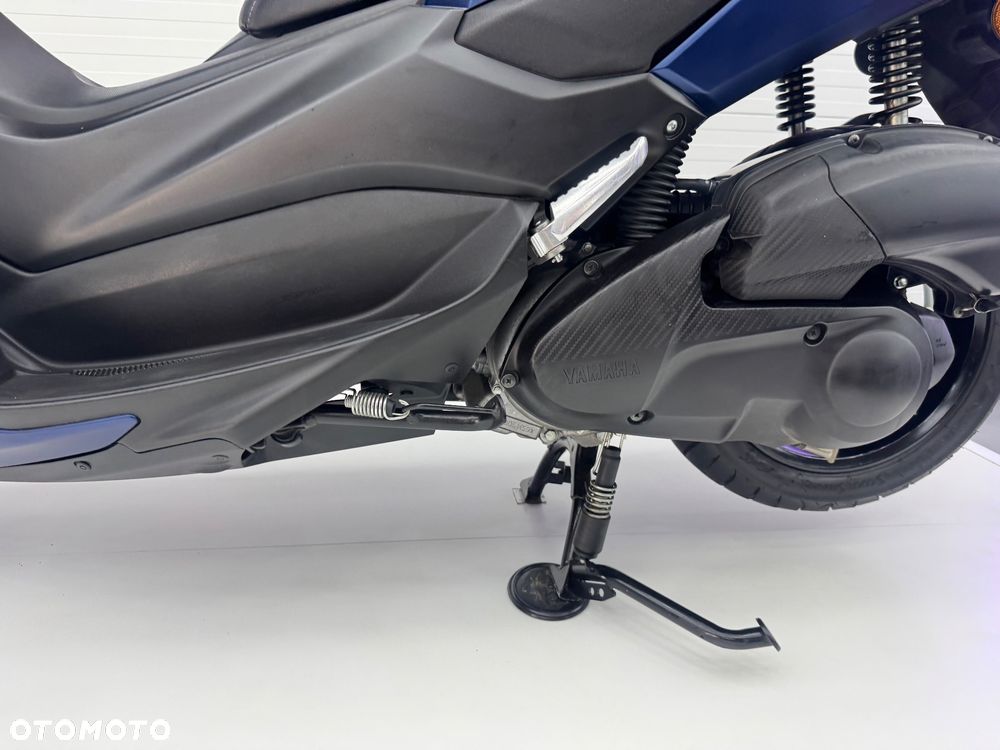 Yamaha NMAX - 13