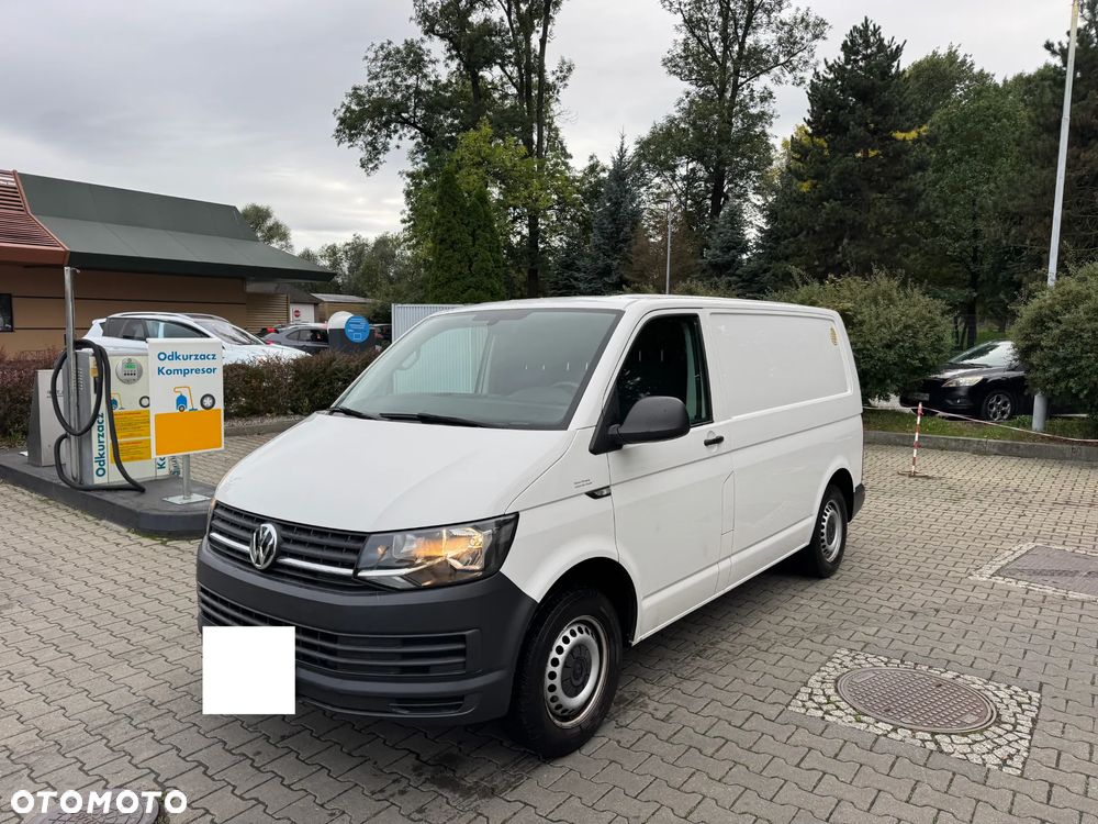 Volkswagen Transporter - 9