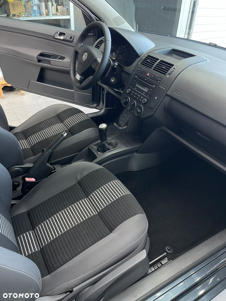 Volkswagen Polo 1.2 Blue Motion Technology Team - 29
