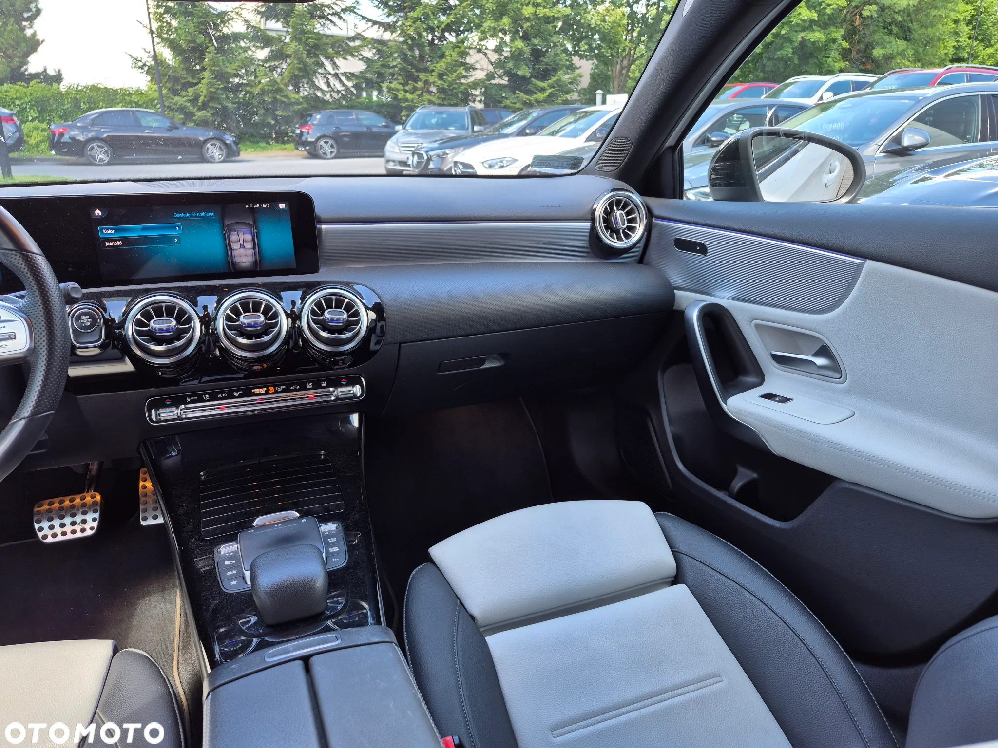Mercedes-Benz Klasa A 250 E AMG Line 8G-DCT - 26