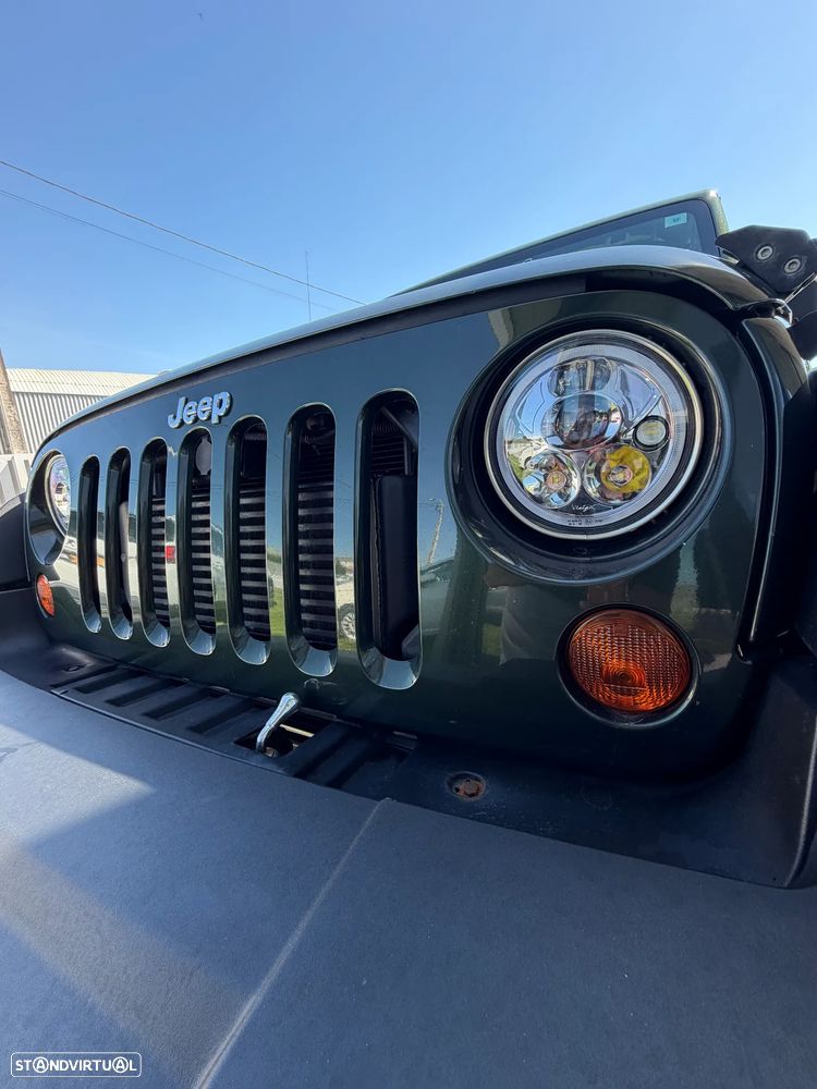 Jeep Wrangler Unlimited 2.8 CRD MTX Sahara Urban Edition - 42