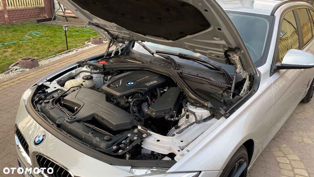 BMW Seria 3 318d - 10