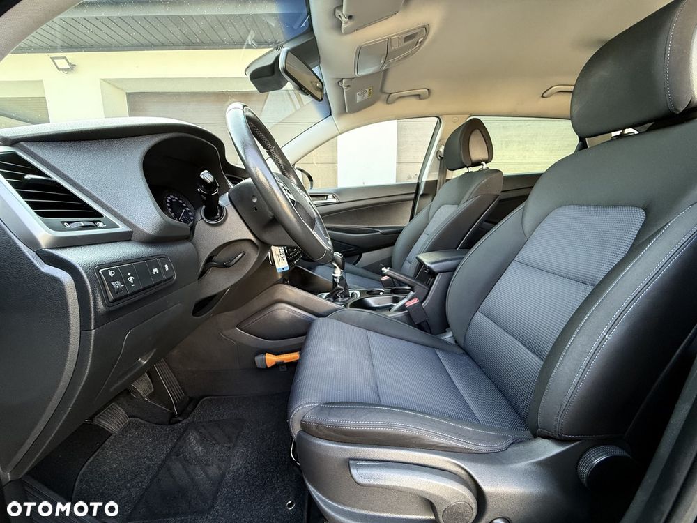Hyundai Tucson 1.6 GDI BlueDrive Style 2WD - 14