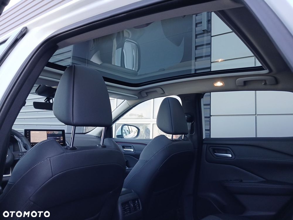 Nissan Qashqai 1.3 DIG-T MHEV N-Connecta Xtronic - 24