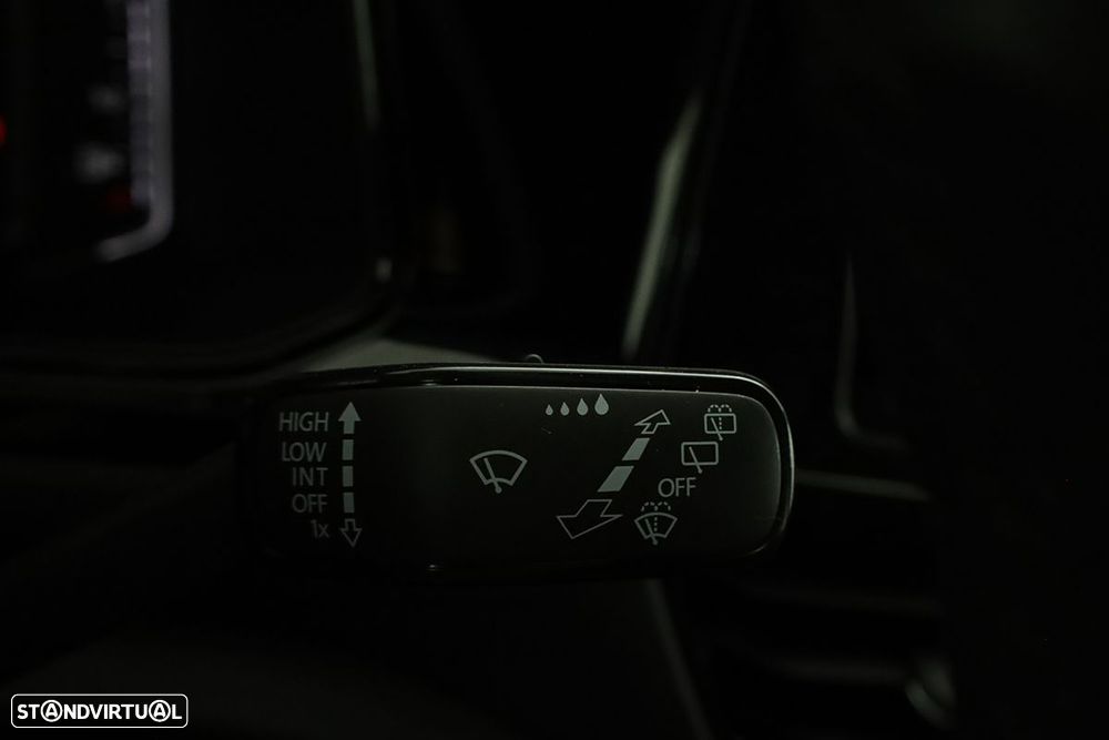 VW T-Roc 1.0 TSI Black Style - 17