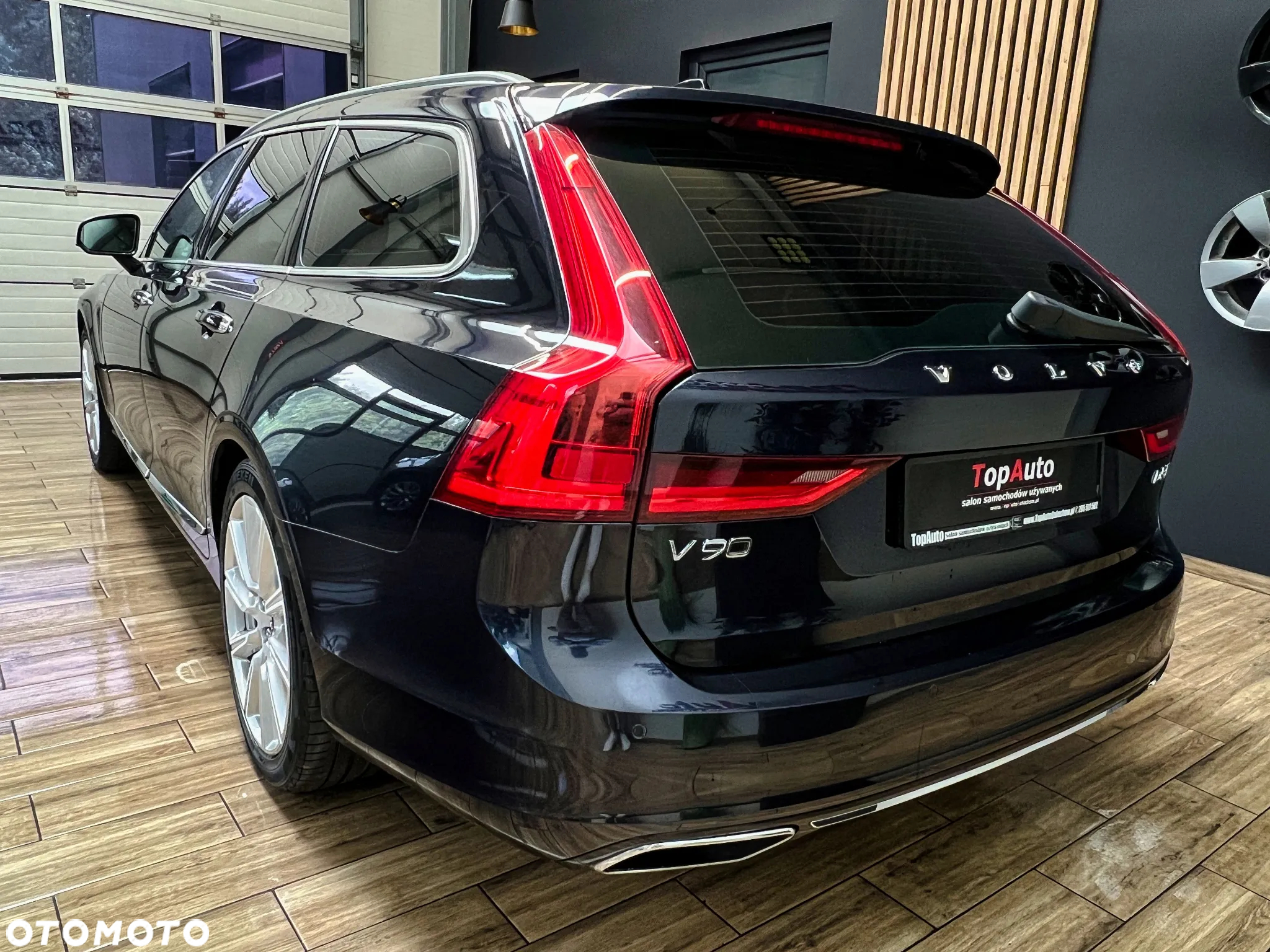 Volvo V90 D5 AWD Geartronic Inscription - 11
