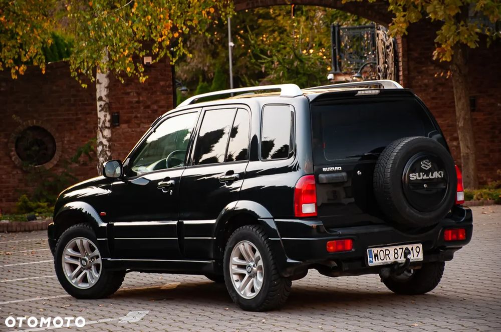 Suzuki Grand Vitara 2.0 Limited - 12
