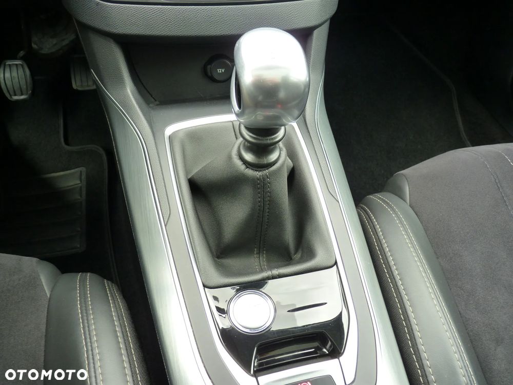 Peugeot 308 - 17