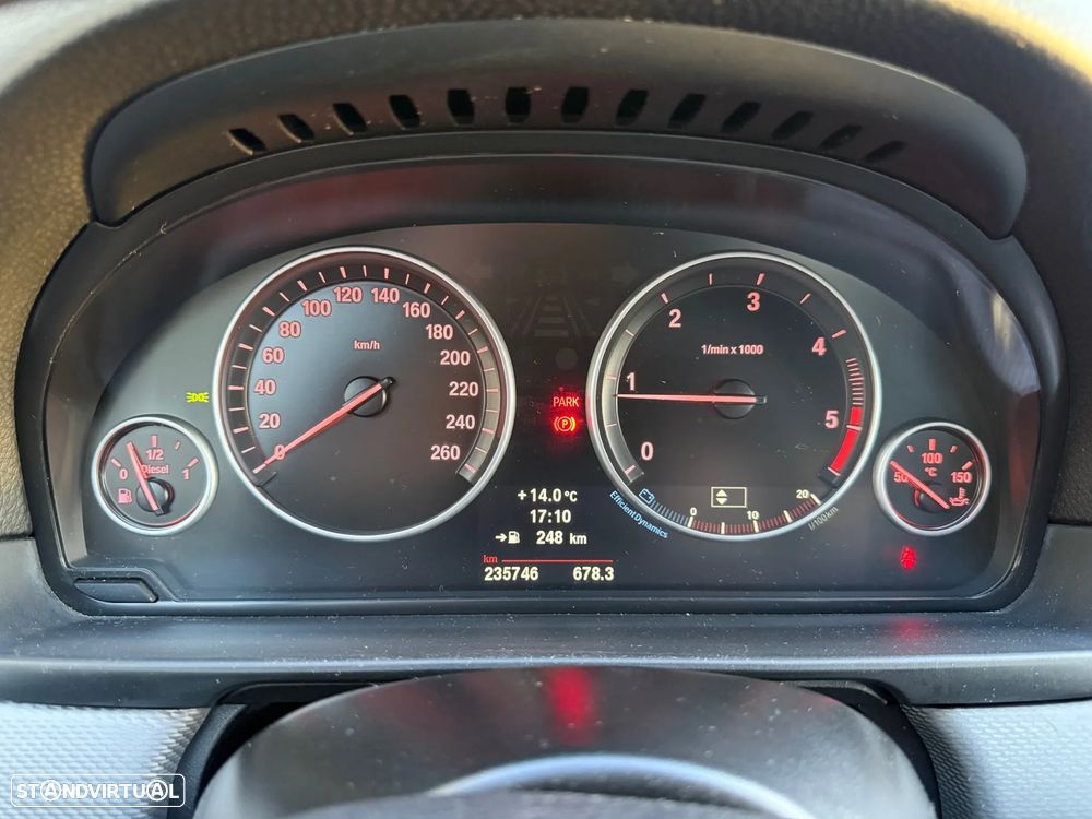 BMW 520 d Pack M - 8