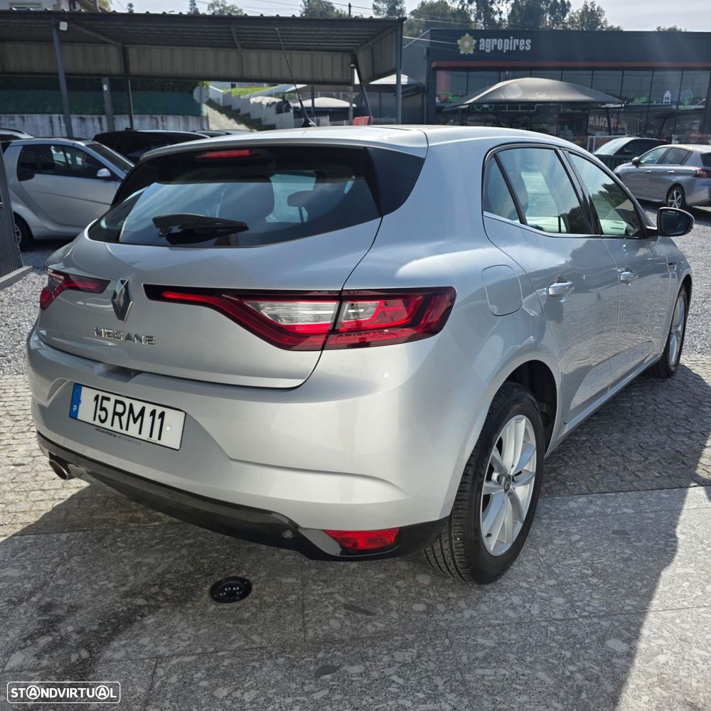 Renault Mégane 1.5 dCi Intens - 2
