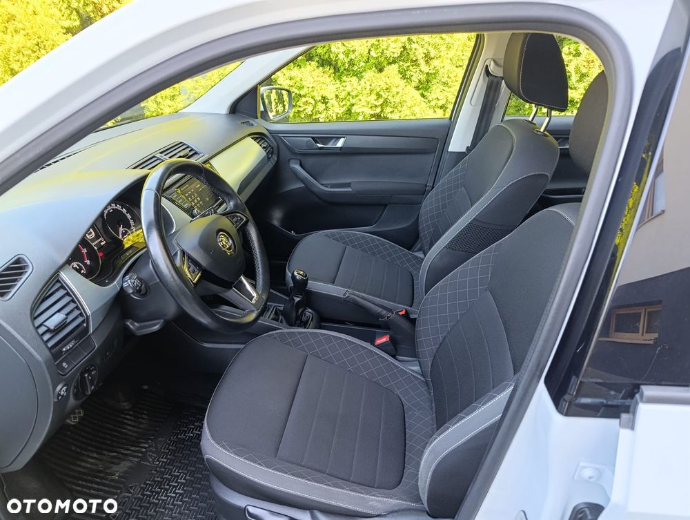 Skoda Fabia 1.0 Style - 11