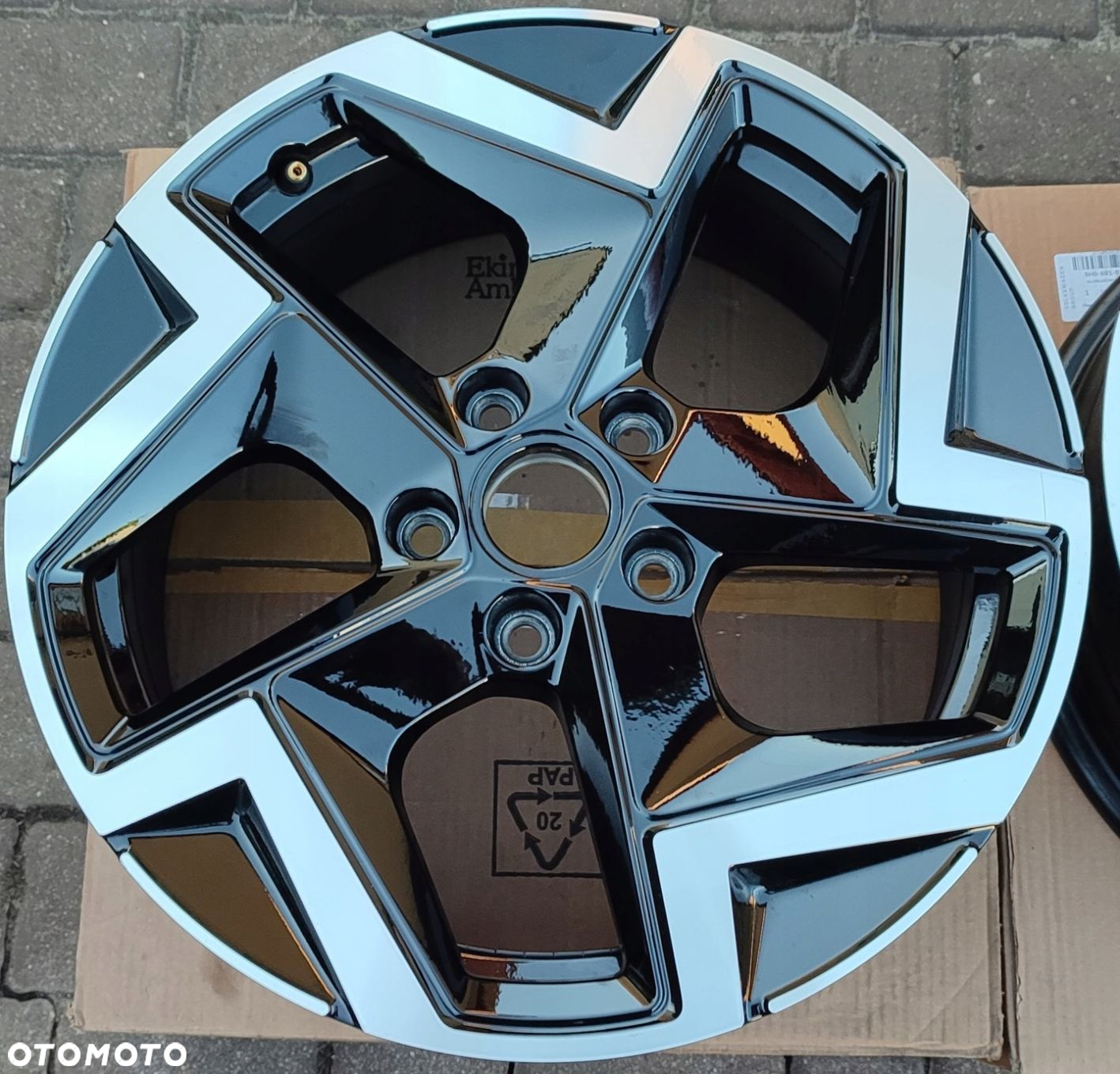 Felga Felgi Aluminiowe Oryg.Vw Golf VIII 5x112 7,5Jx17 Et51 5H0601025AP Bdb - 2
