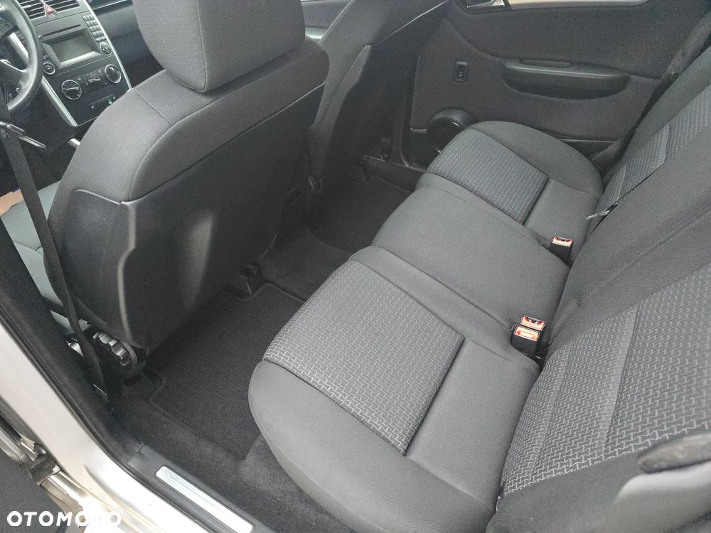 Mercedes-Benz Klasa B 180 BlueEFFICIENCY SPORT EDITION - 11