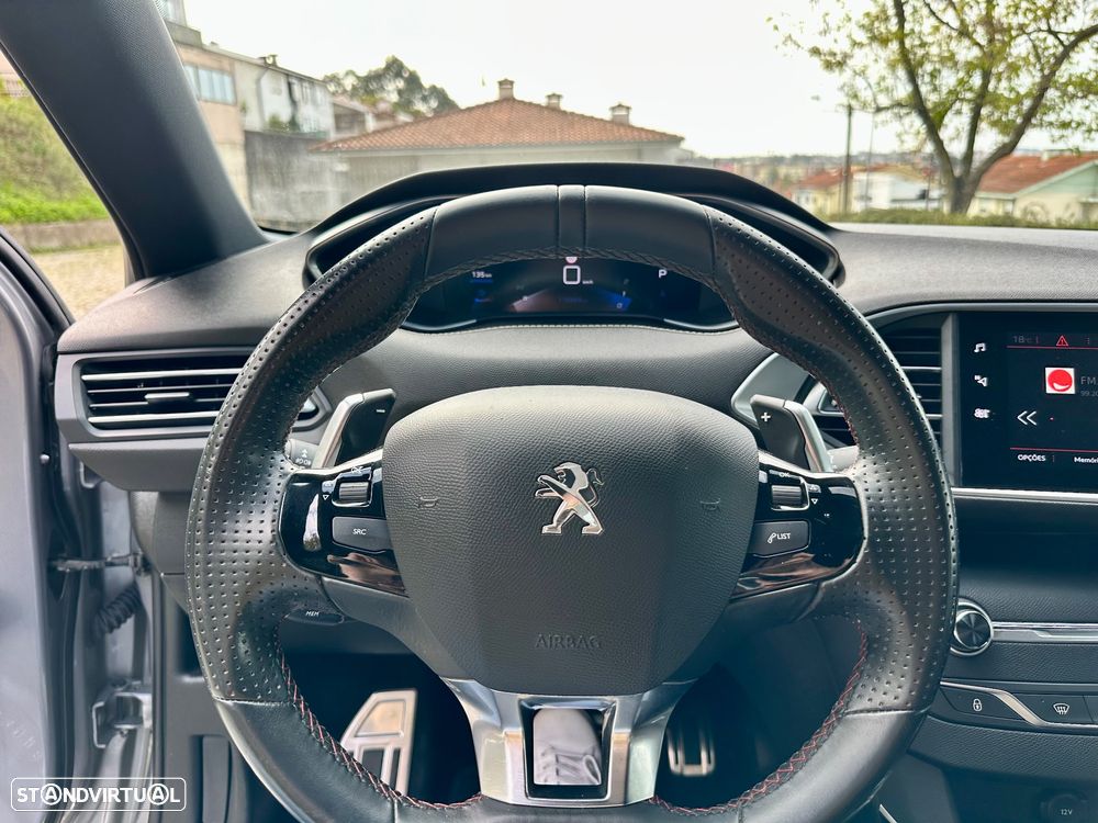 Peugeot 308 SW 1.5 BlueHDi GT EAT8 - 48