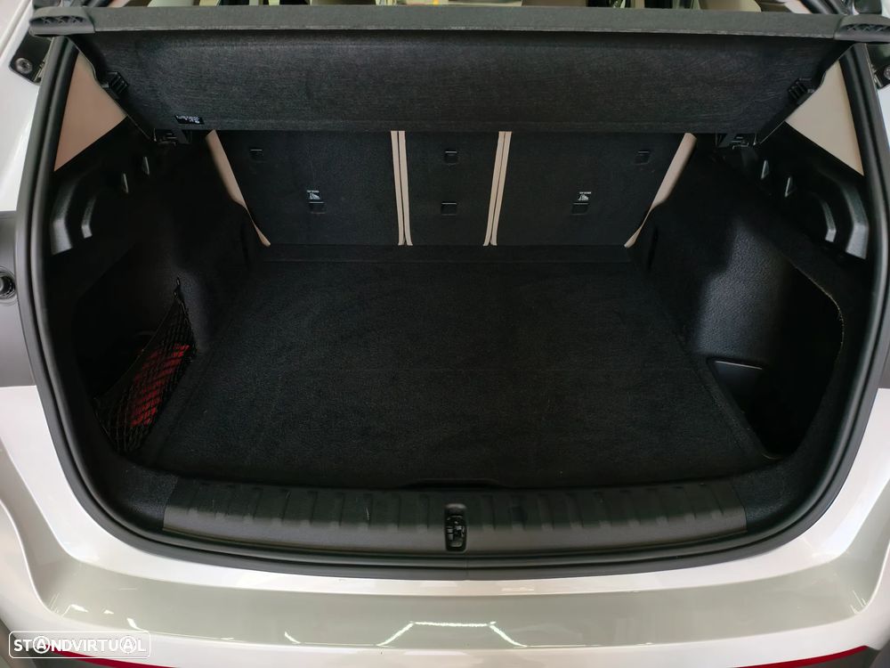 BMW X1 18 d sDrive Line Sport Auto - 40