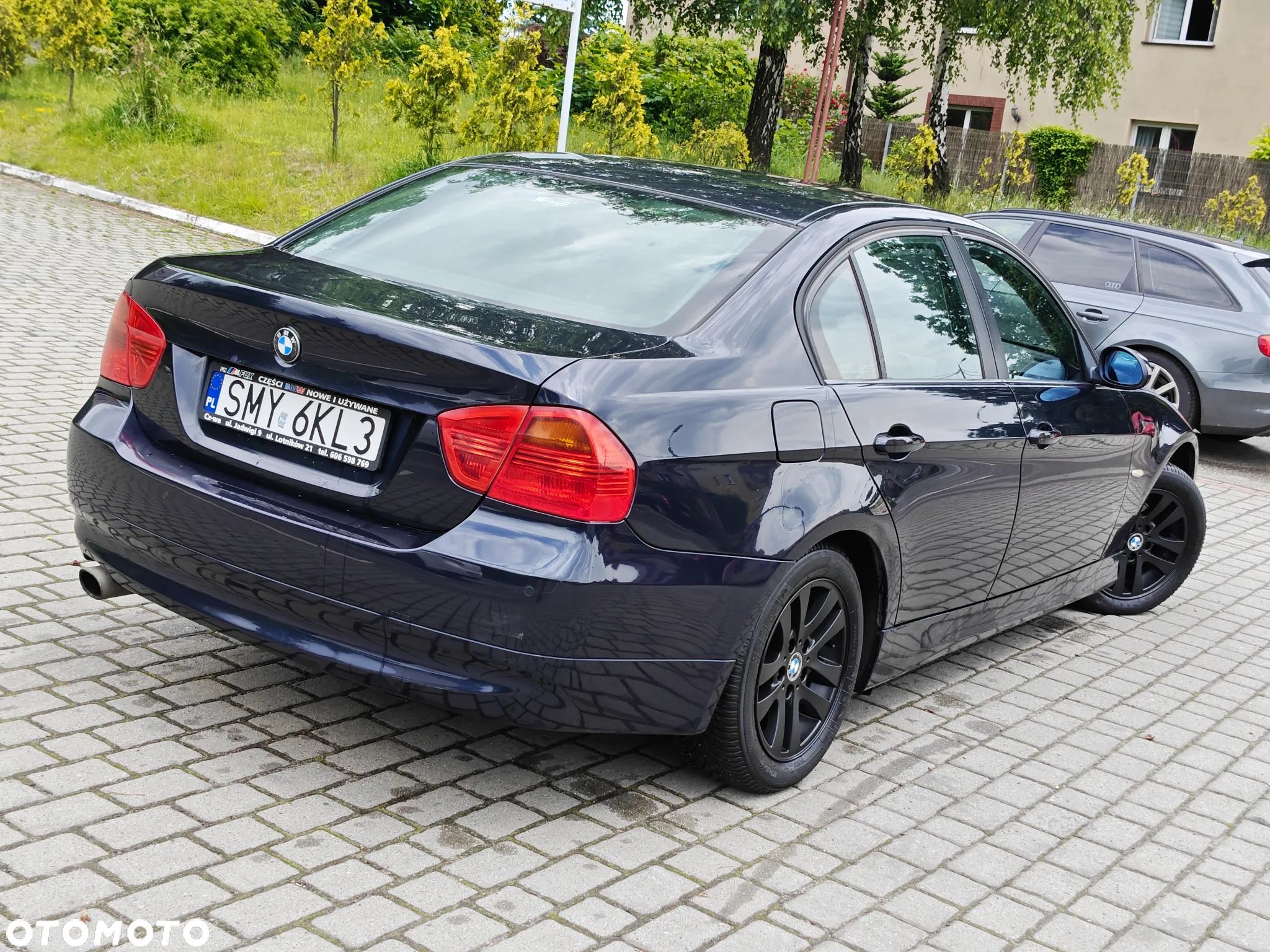 BMW Seria 3 318i - 1