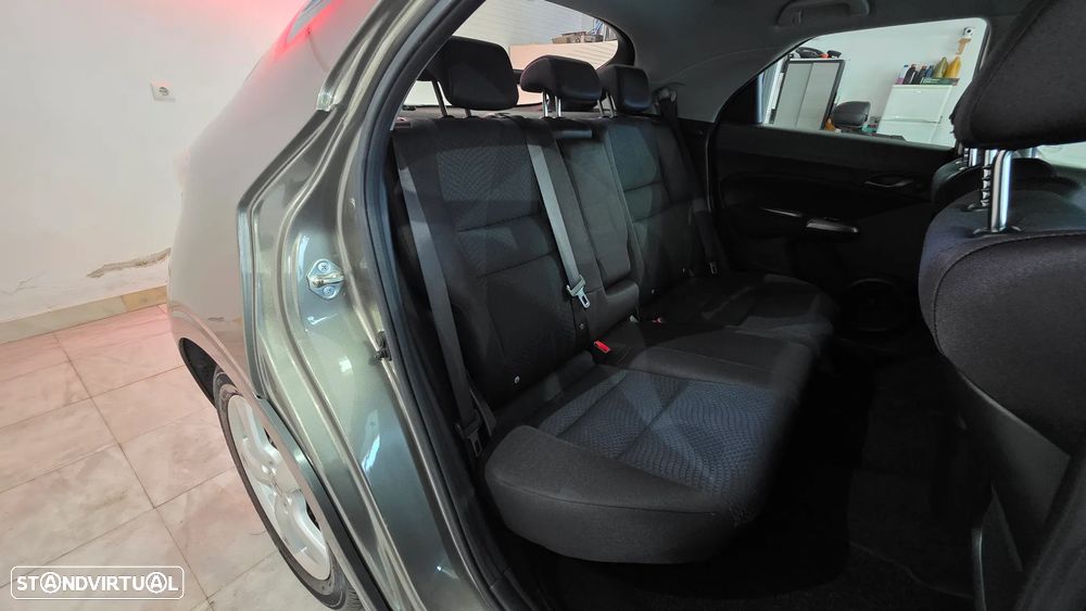 Honda Civic 1.4 i-VTEC Sport Edition - 35