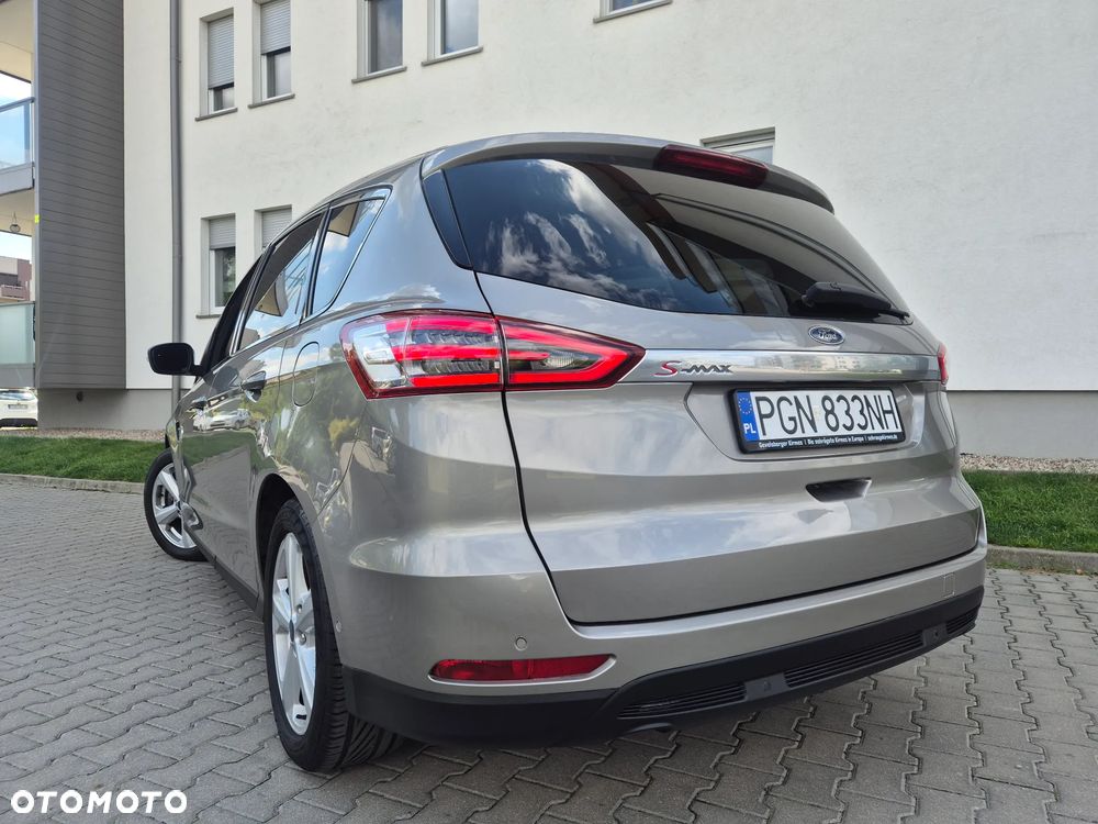 Ford S-Max - 14