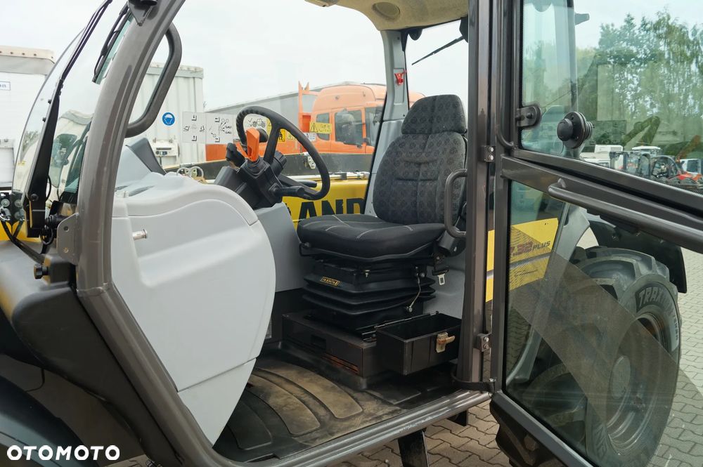 New Holland TH 7.32 Plus ładowarka teleskopowa - 17